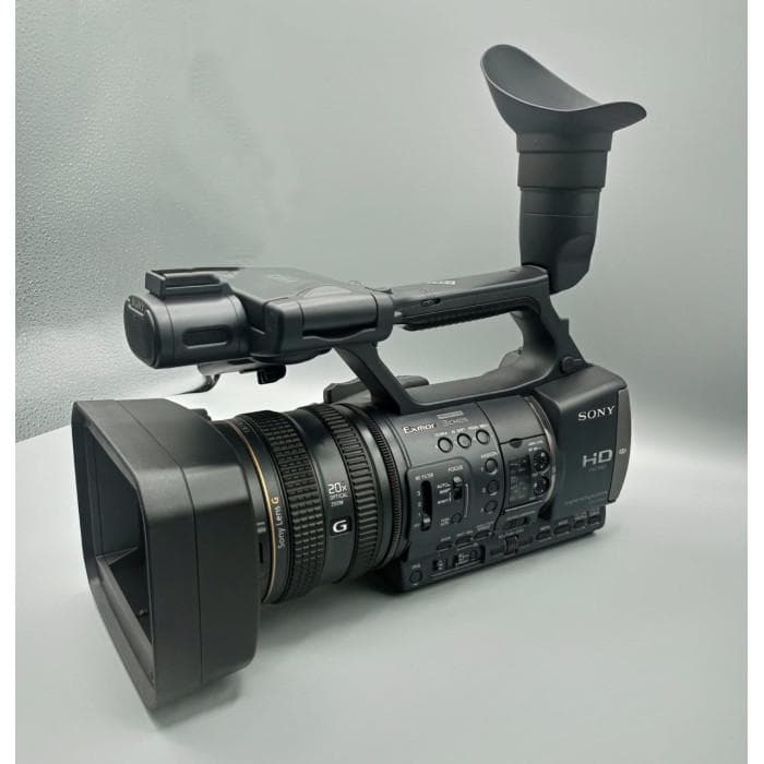 SONY AX 2000