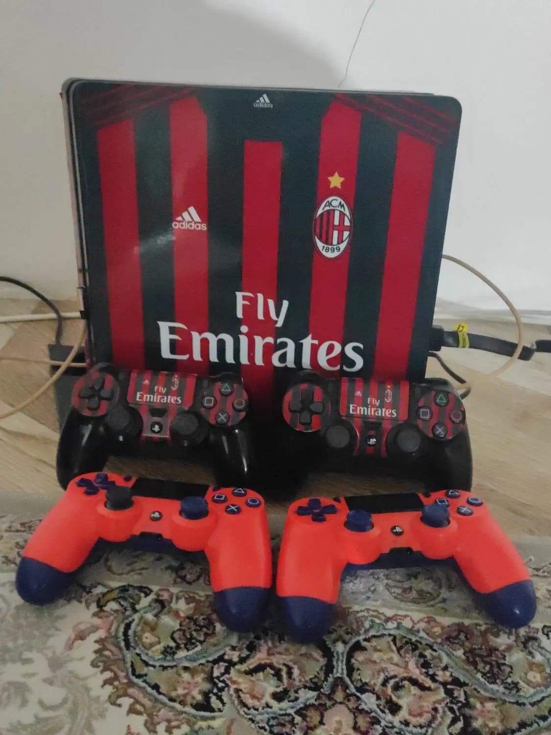  ps4 با 4 تا دسته