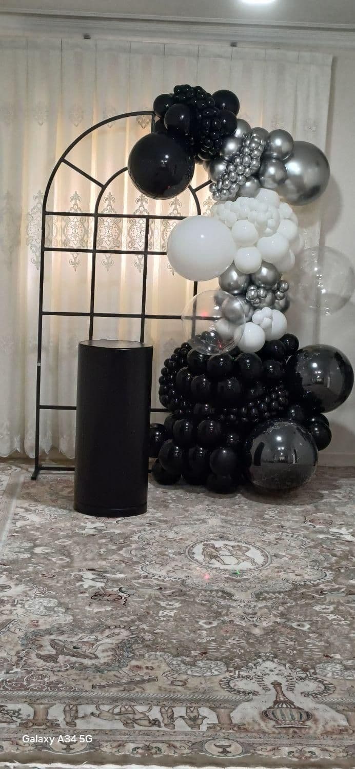 استند چوبی