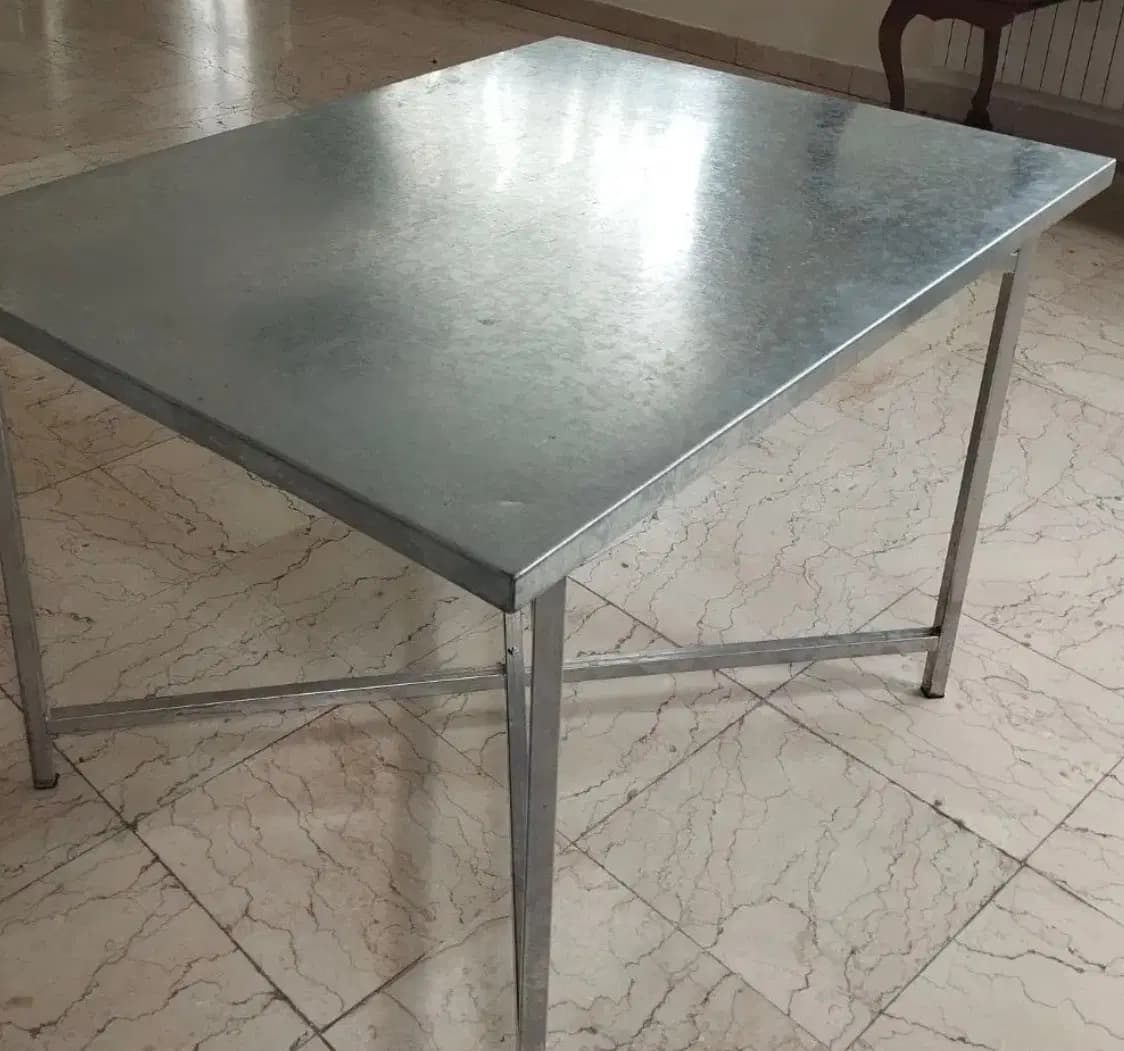 میز عسلی